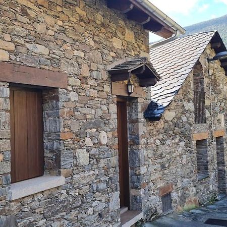 Apartaments Rurals XIX ケラルブス エクステリア 写真
